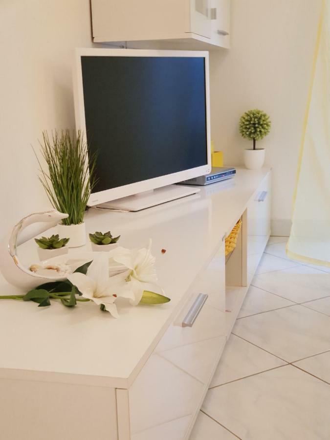 Apartment Rosana Rabac Exterior foto